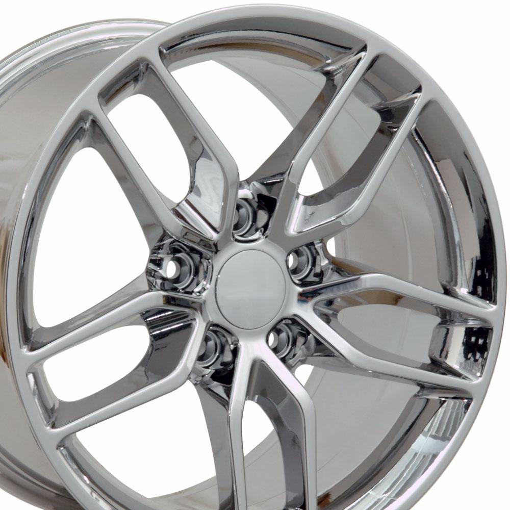 C7 Z51 Corvette Replica Wheel - Chrome (closeup view)
