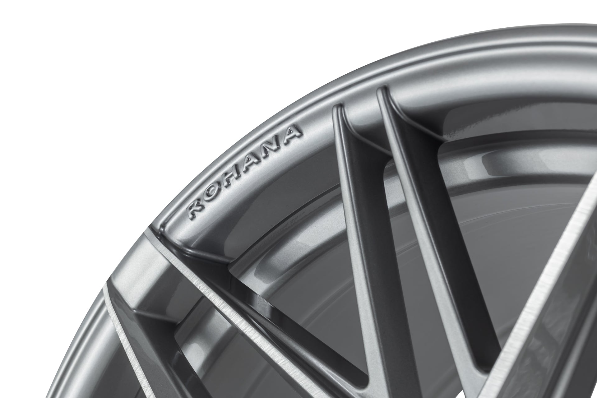 C8 Corvette Wheel: Rohana RFX17 - Brushed Titanium (close up)